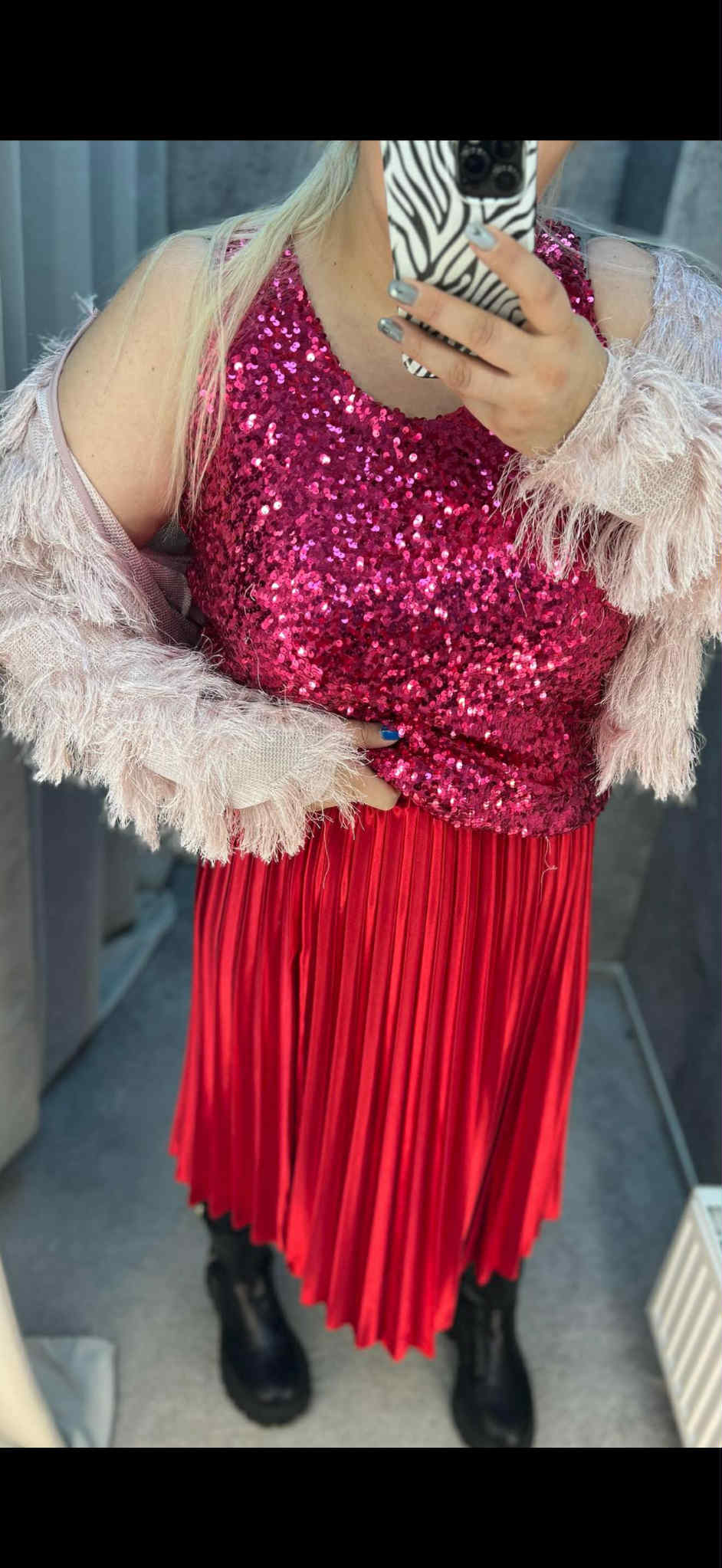 Didesnio dydžio žvynelių palaidinė