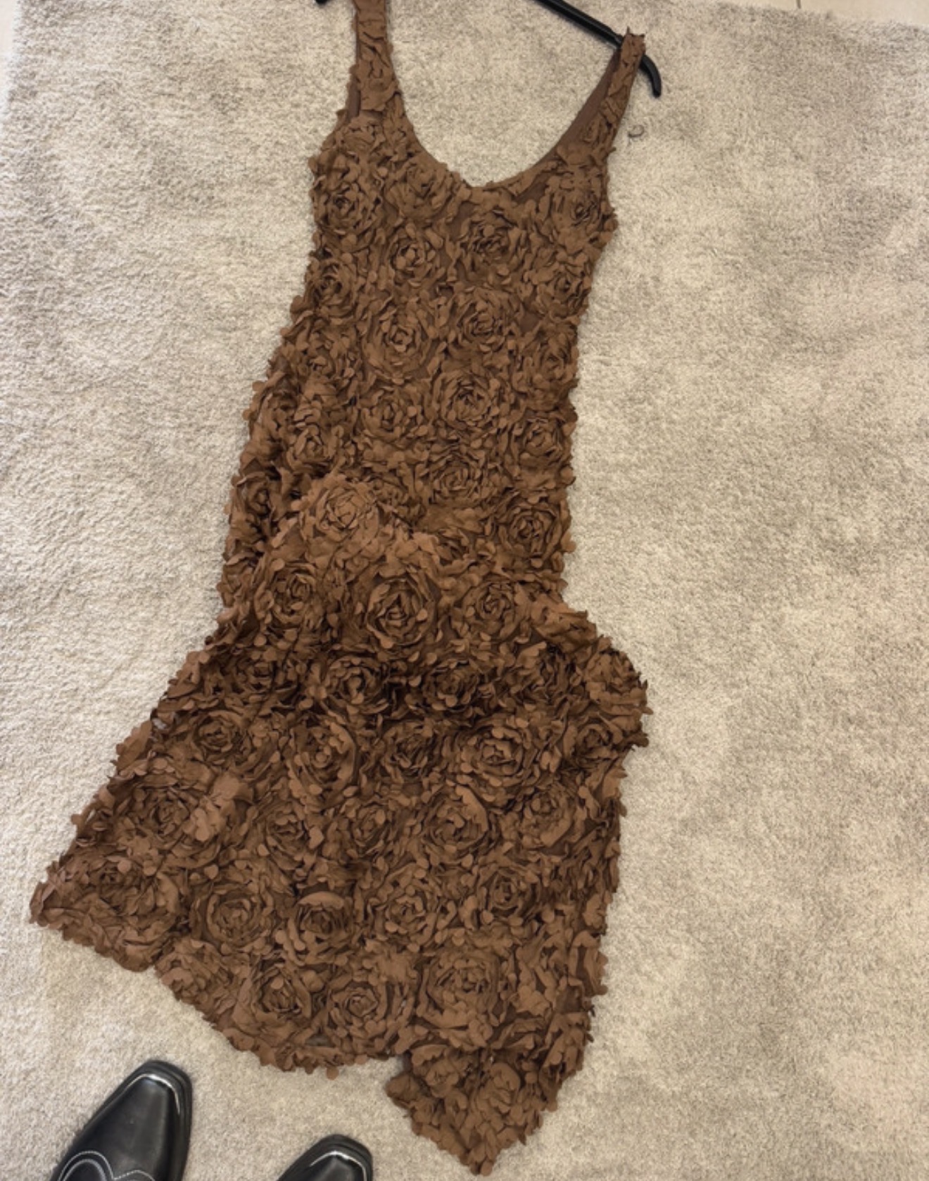 Nuostabi suknelė 3d gėlės berankovė